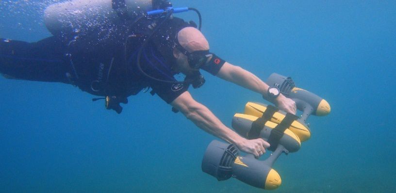 水下助推器 水下助推器