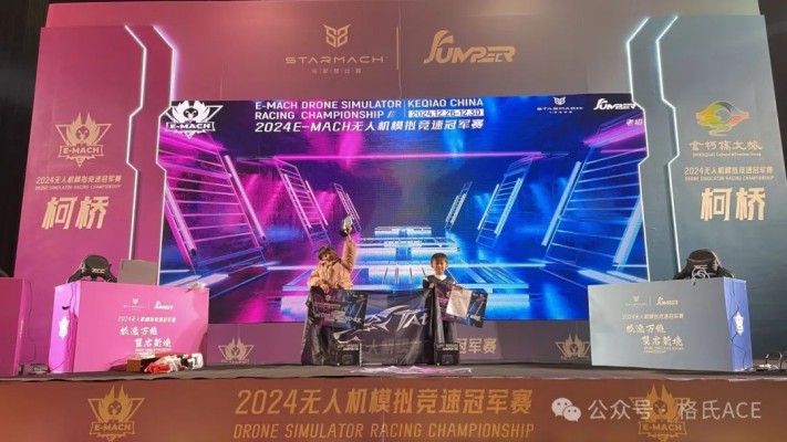 左李可兒、右李明逸